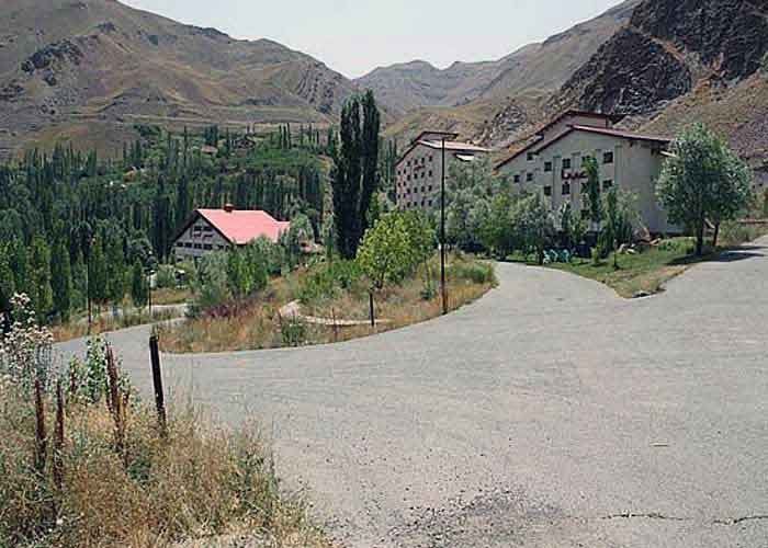 Dizin Gajereh Hotel ,3 star hotels in tehran