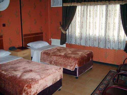 Two Beds Room,Tehran Arman Hotel ,Tehran hotels, iran hotels ,2 star hotel in tehran