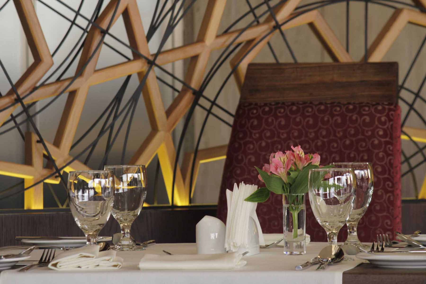 Tehran Eskan Alvand Hotel,Tehran hotels, iran hotels  ,4 star hotel in tehran