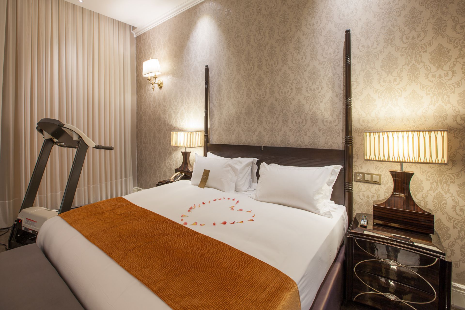 Tehran Espinas Palace Hotel,Tehran hotels, iran hotels