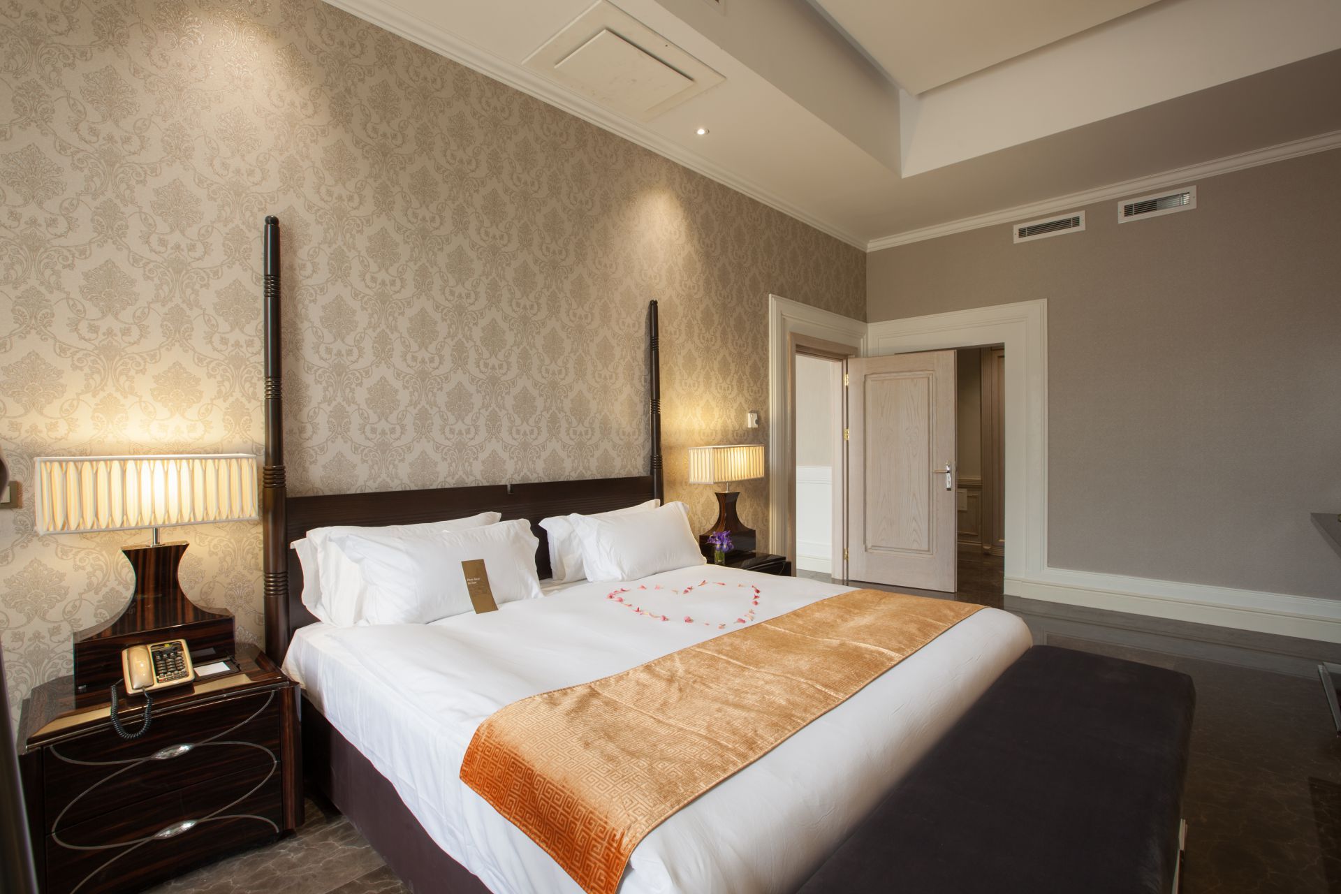 Tehran Espinas Palace Hotel,Tehran hotels, iran hotels