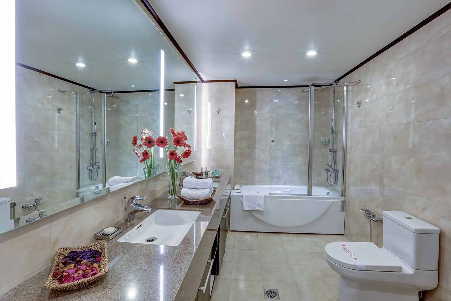 Tehran Grand Hotel 1 ,Tehran hotels, iran hotels , 4 star hotel in tehran