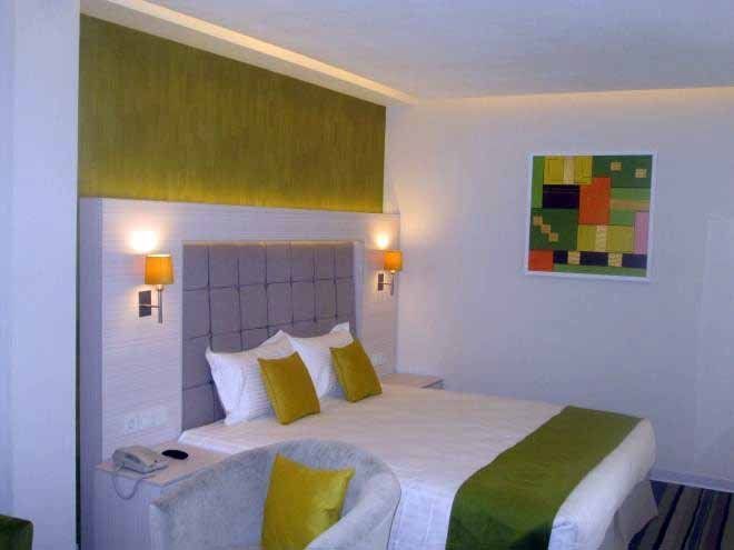 Tehran Howeyzeh Hotel ,Tehran hotels, iran hotels  ,4 star hotel in tehran