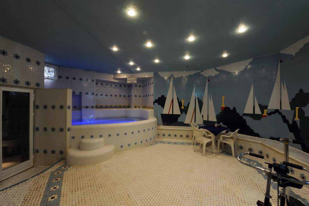 Tehran Howeyzeh Hotel ,Tehran hotels, iran hotels  ,4 star hotel in tehran