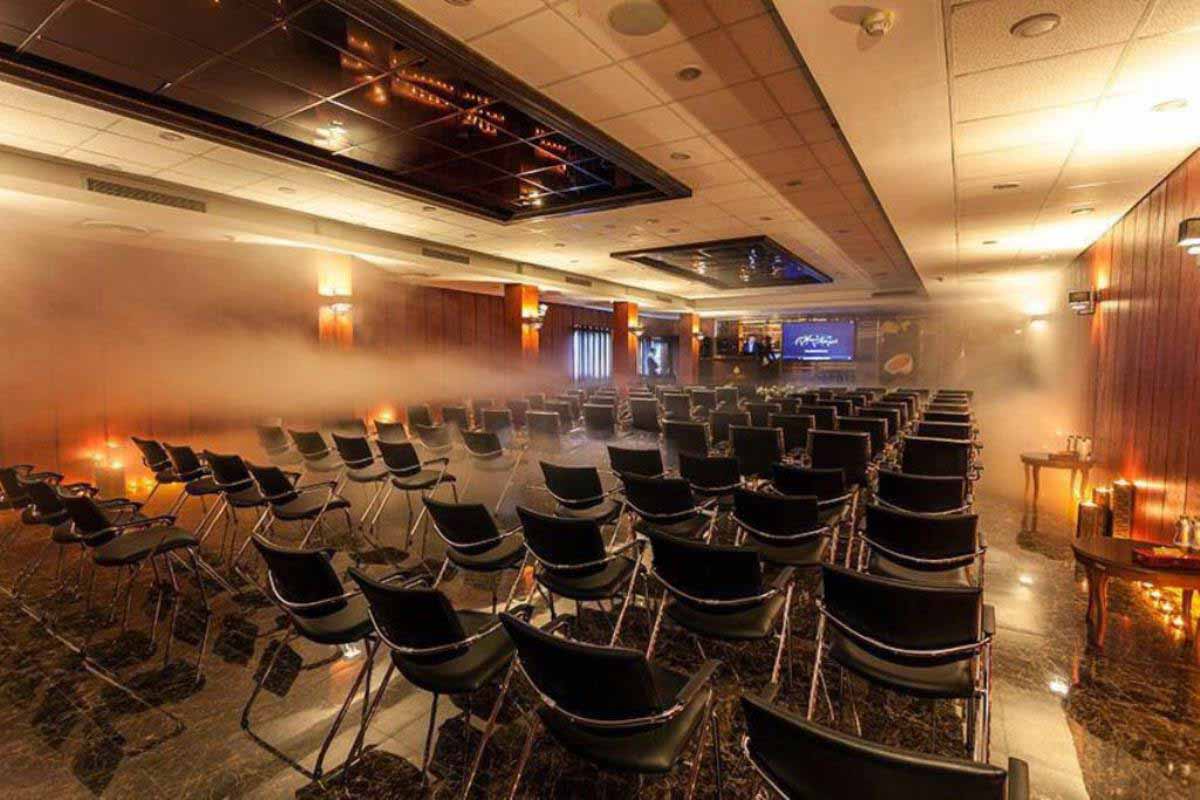 Tehran Howeyzeh Hotel ,Tehran hotels, iran hotels  ,4 star hotel in tehran