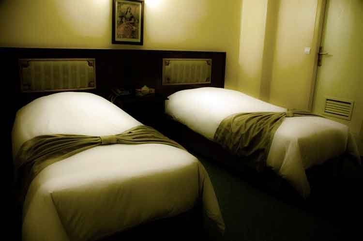 Two Beds Room ,Tehran Iranshahr Hotel ,Tehran hotels, iran hotels ,3 star hotels in tehran
