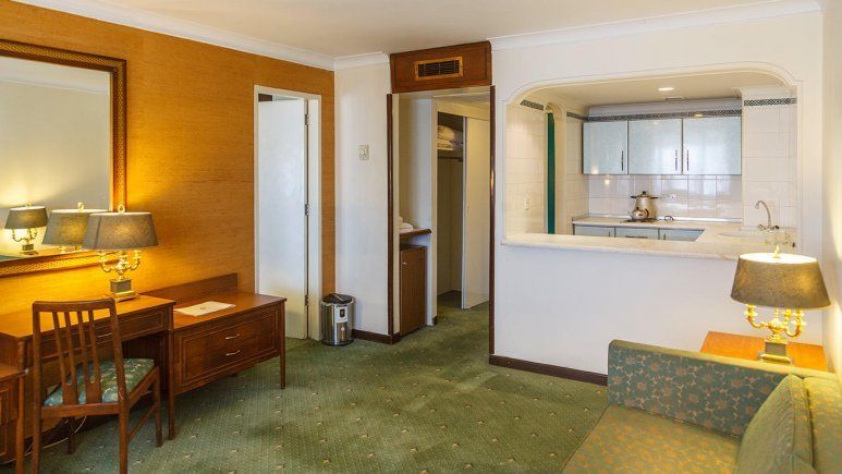 Tehran Lale Hotel,Tehran hotels, iran hotels ,5 star hotel in tehran