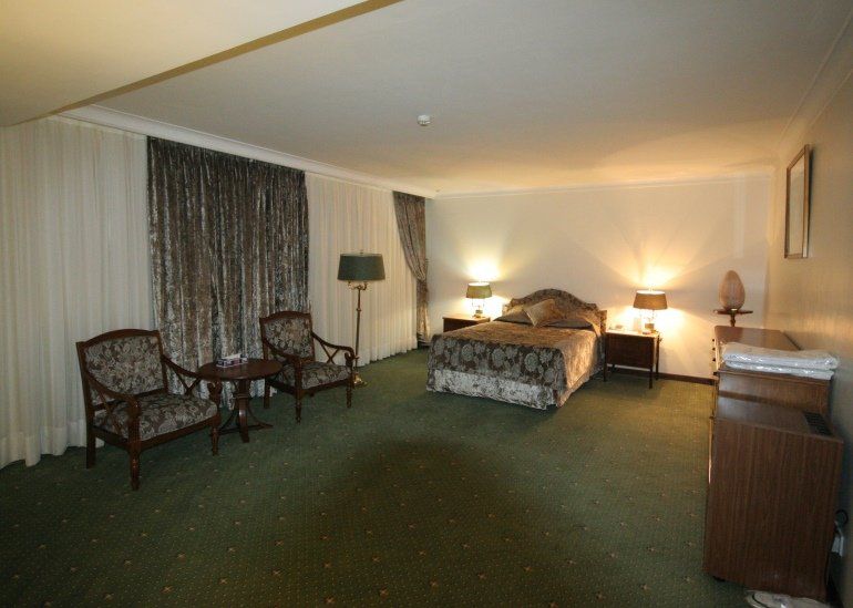 Tehran Lale Hotel,Tehran hotels, iran hotels ,5 star hotel in tehran