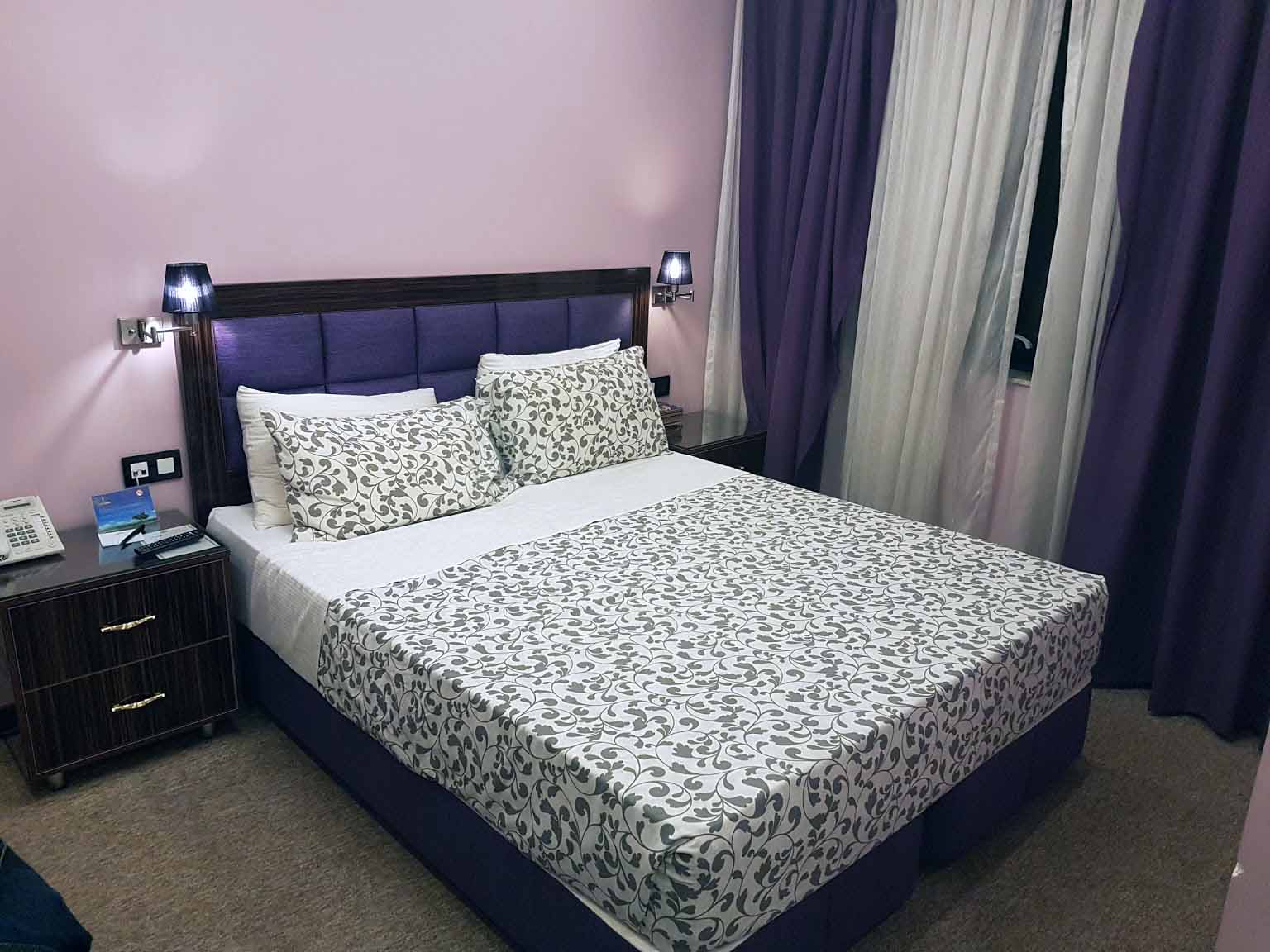 Tehran Niloo Hotel ,Tehran hotels, iran hotels , 4 star hotels in tehran