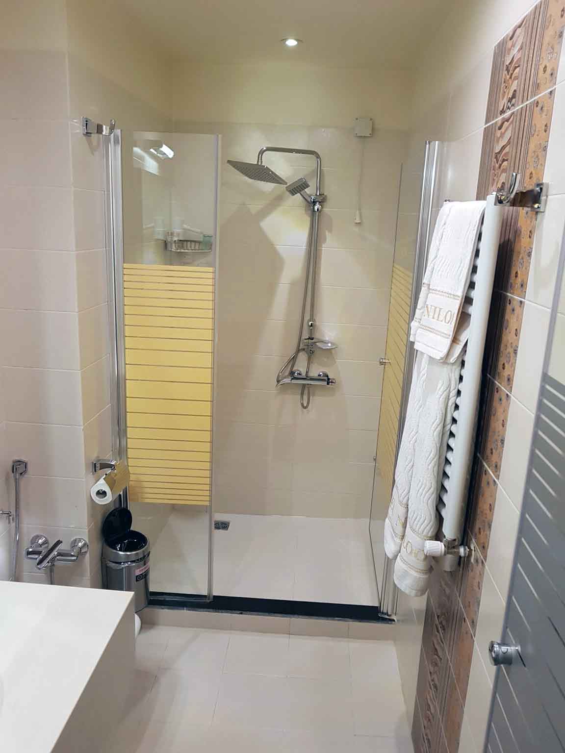 Tehran Niloo Hotel ,Tehran hotels, iran hotels , 4 star hotels in tehran