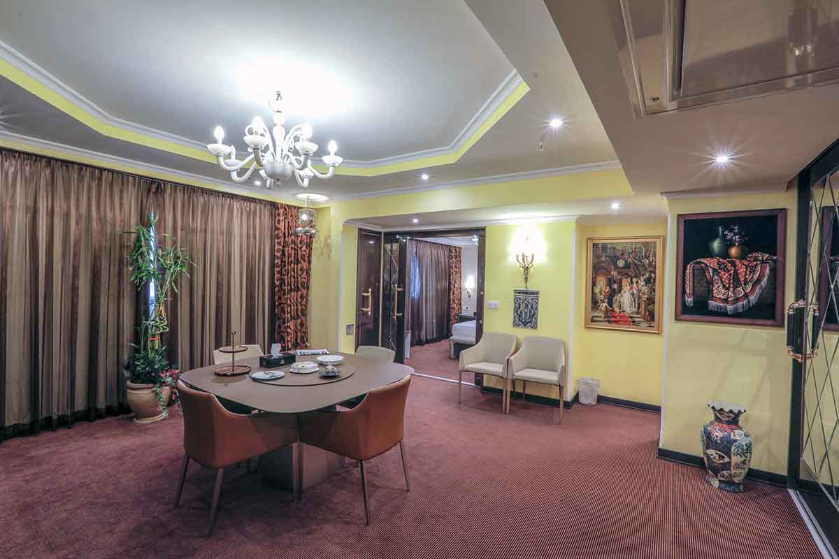 Royal Suite, Tehran Niloo Hotel ,Tehran hotels, iran hotels , 4 star hotels in tehran