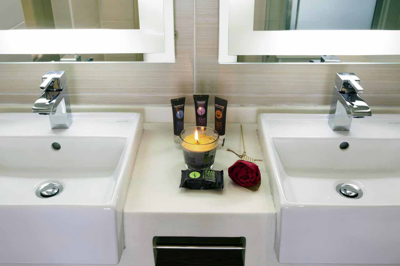 Tehran Novotel Airport Hotel,Tehran hotels, iran hotels  ,5 star hotel in tehran