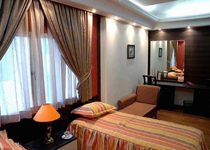 Tehran Pariz Hotel ,Tehran hotels, iran hotels  ,3 star hotels in tehran