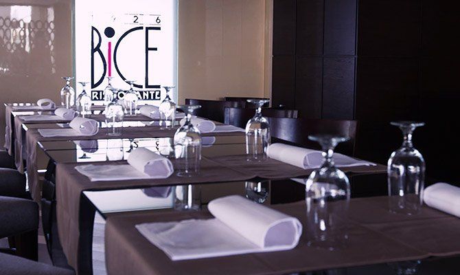 Tehran Parsian Azadi Hotel ,Tehran hotels, iran hotels, tehran 5-star hotel