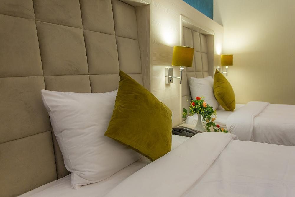 Tehran Parsian Enghelab Hotel ,Tehran hotels, iran hotels