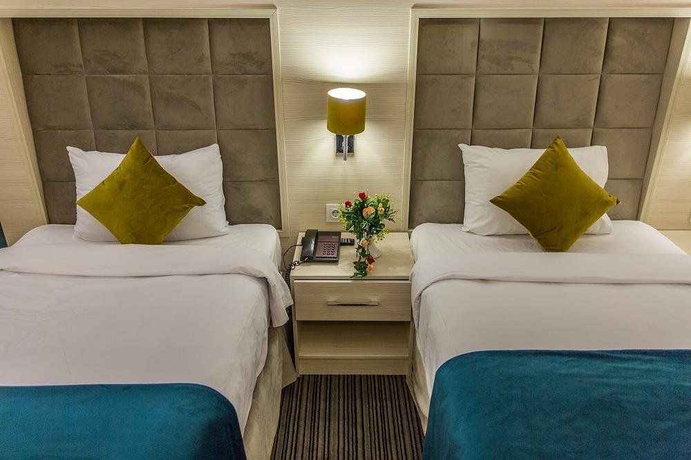 Tehran Parsian Enghelab Hotel ,Tehran hotels, iran hotels