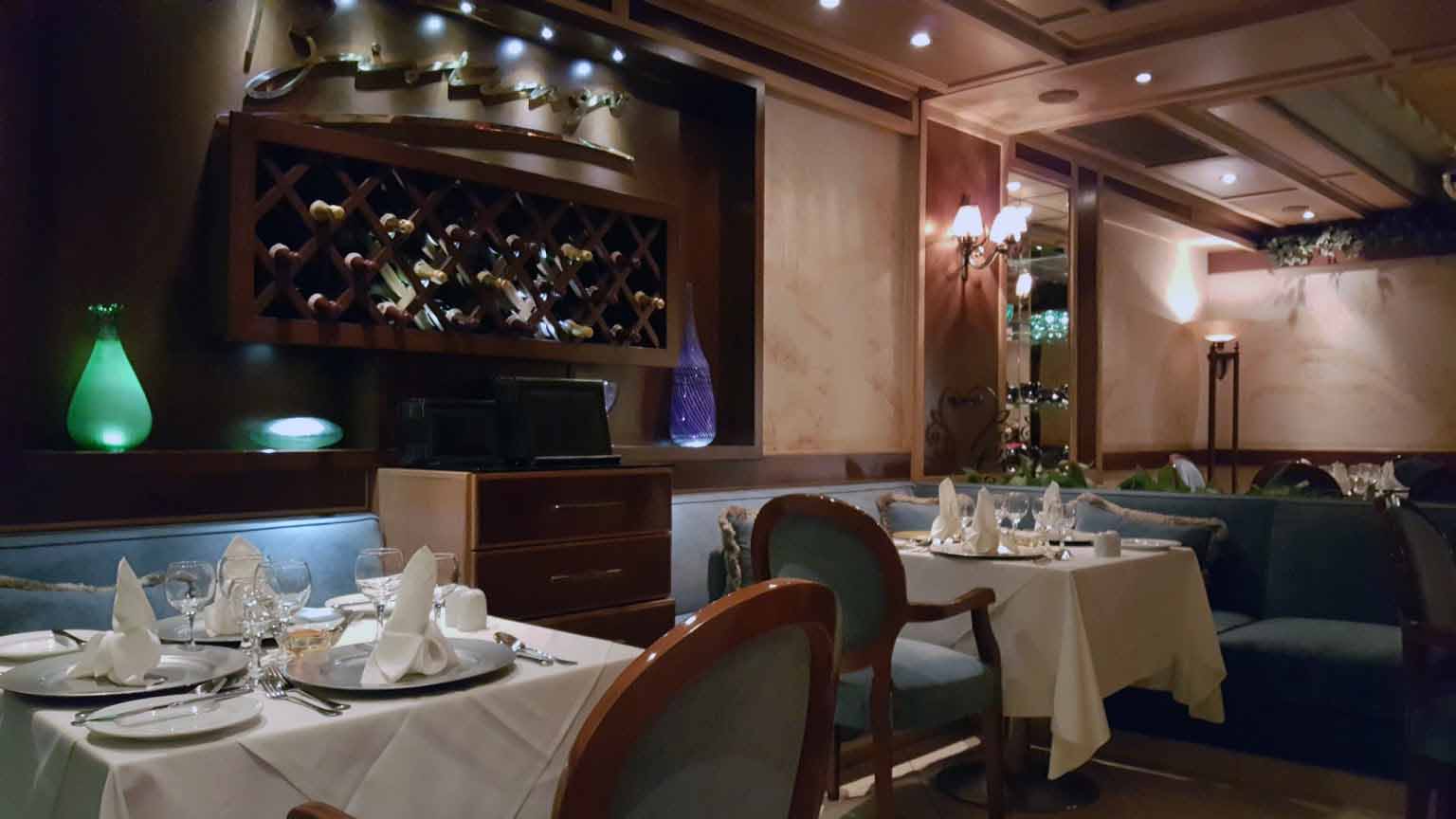 Tehran Ramtin Hotel ,Tehran hotels, iran hotels , 4 star hotels in tehran