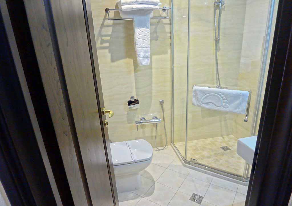 Tehran Simorgh Hotel ,Tehran hotels, iran hotels  ,4 star hotel in tehran