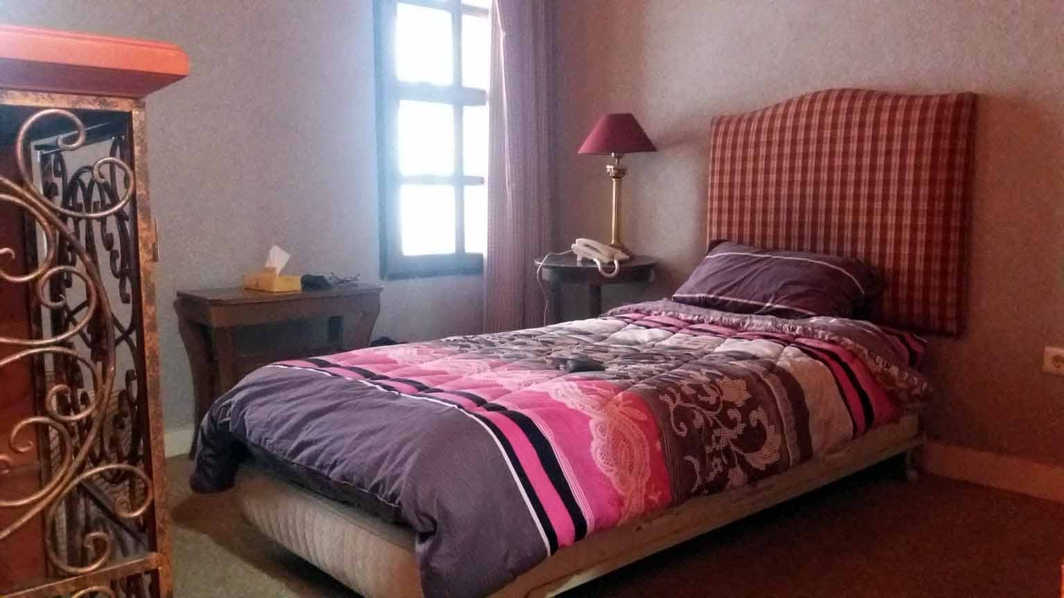 Single Bed Room ,Tehran Tochal Hotel ,Tehran hotels, iran hotels ,3 star hotel in tehran, tochal ski resort 
