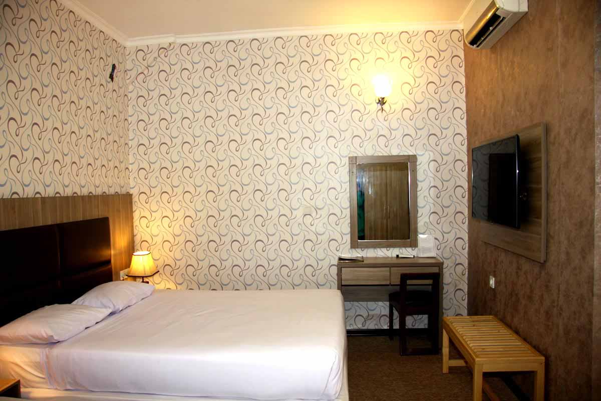 Two Beds Room,Tehran Iran Hotel ,Tehran hotels, iran hotels  ,3 star hotel in tehran