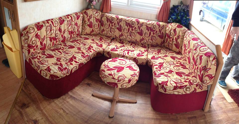 Red floral corner set with matching stool