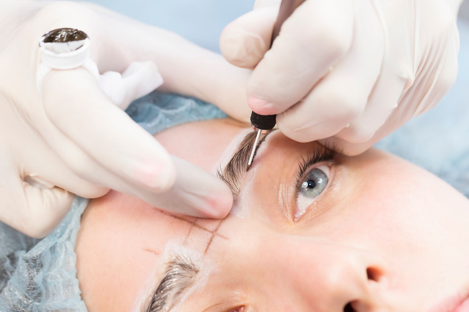 MICROBLADING