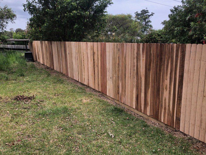 Wood Fence — Fencer in Temagog, NSW