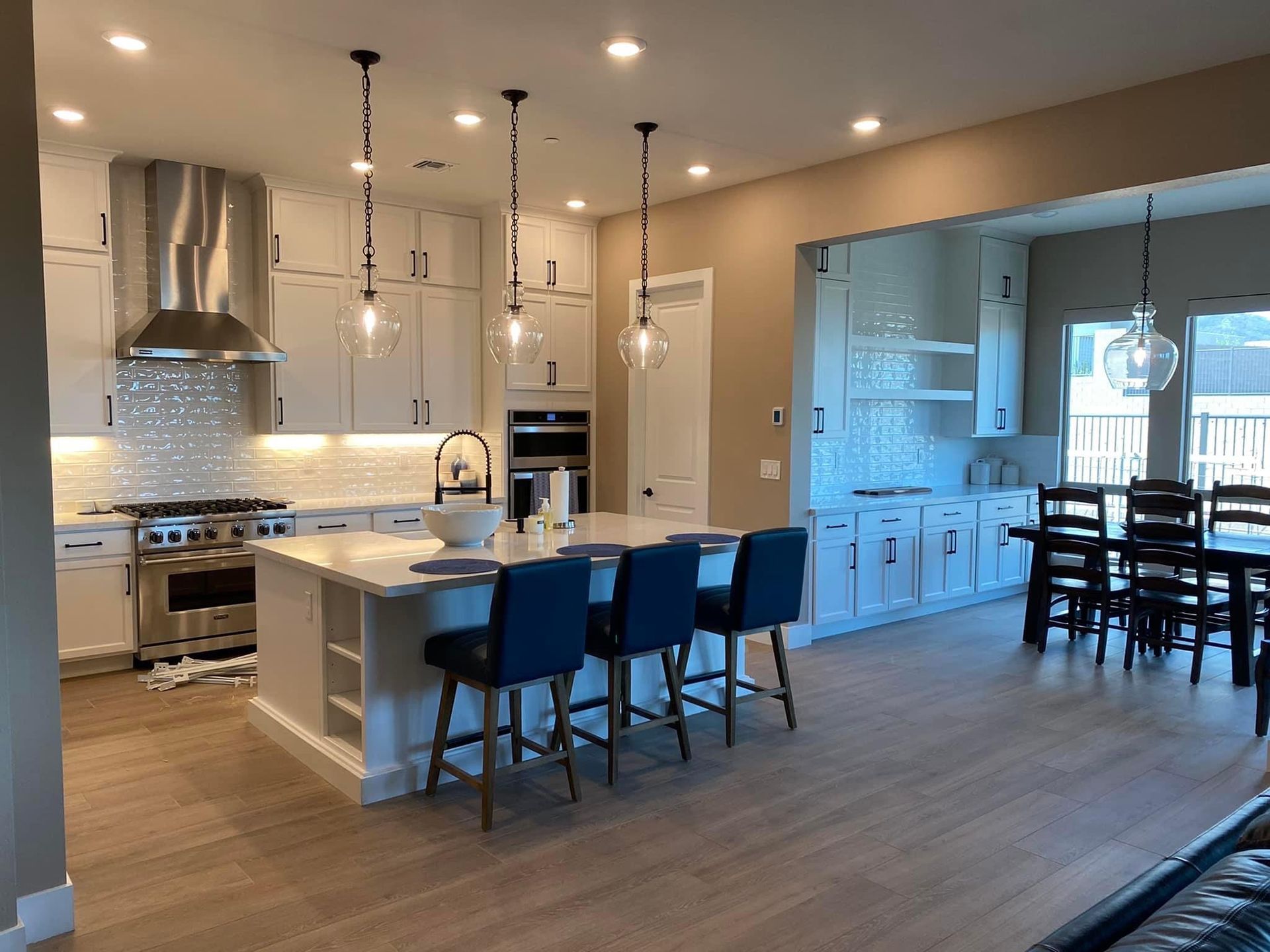 cabinet services 178