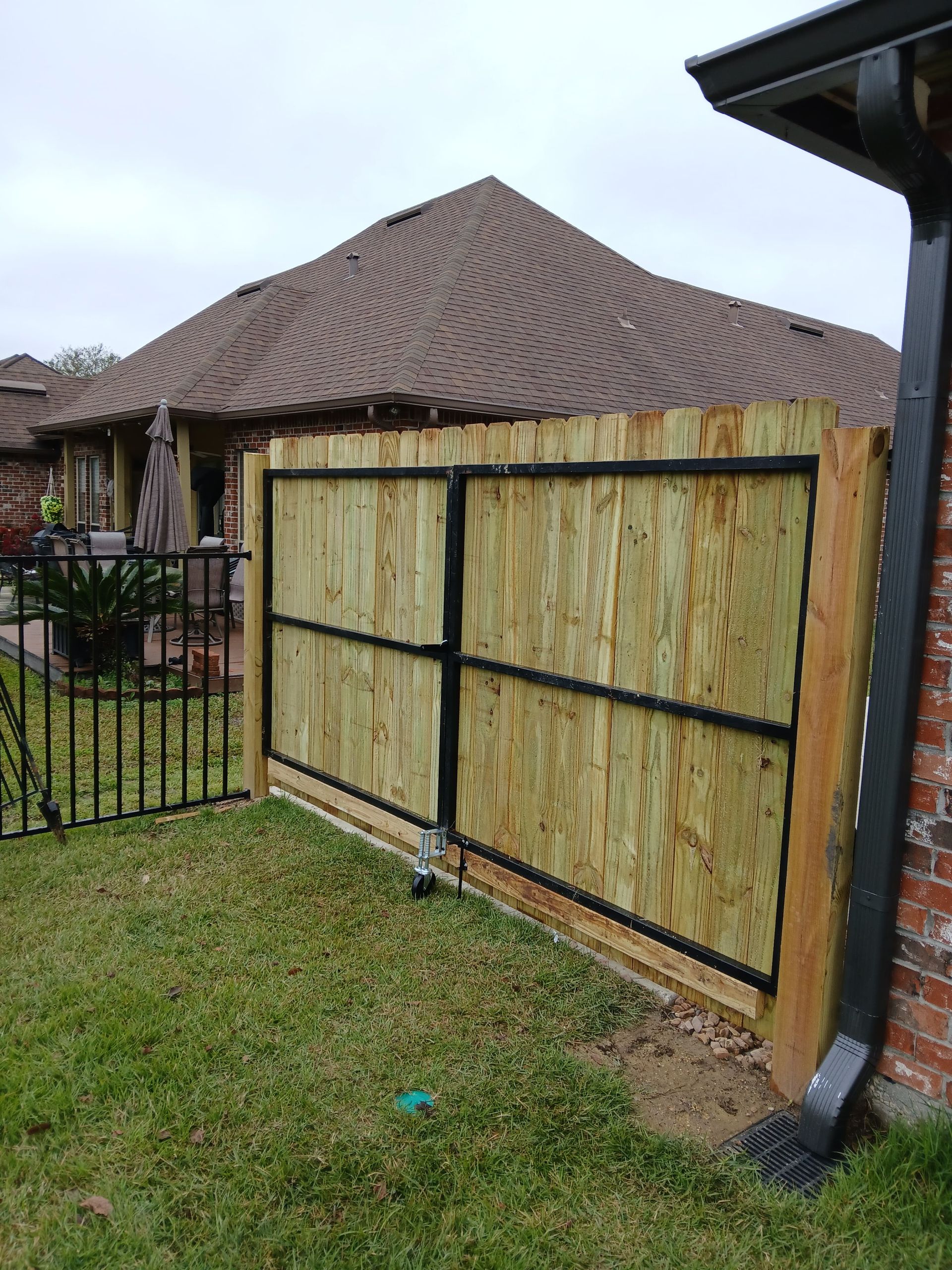 Handyman Double Gate