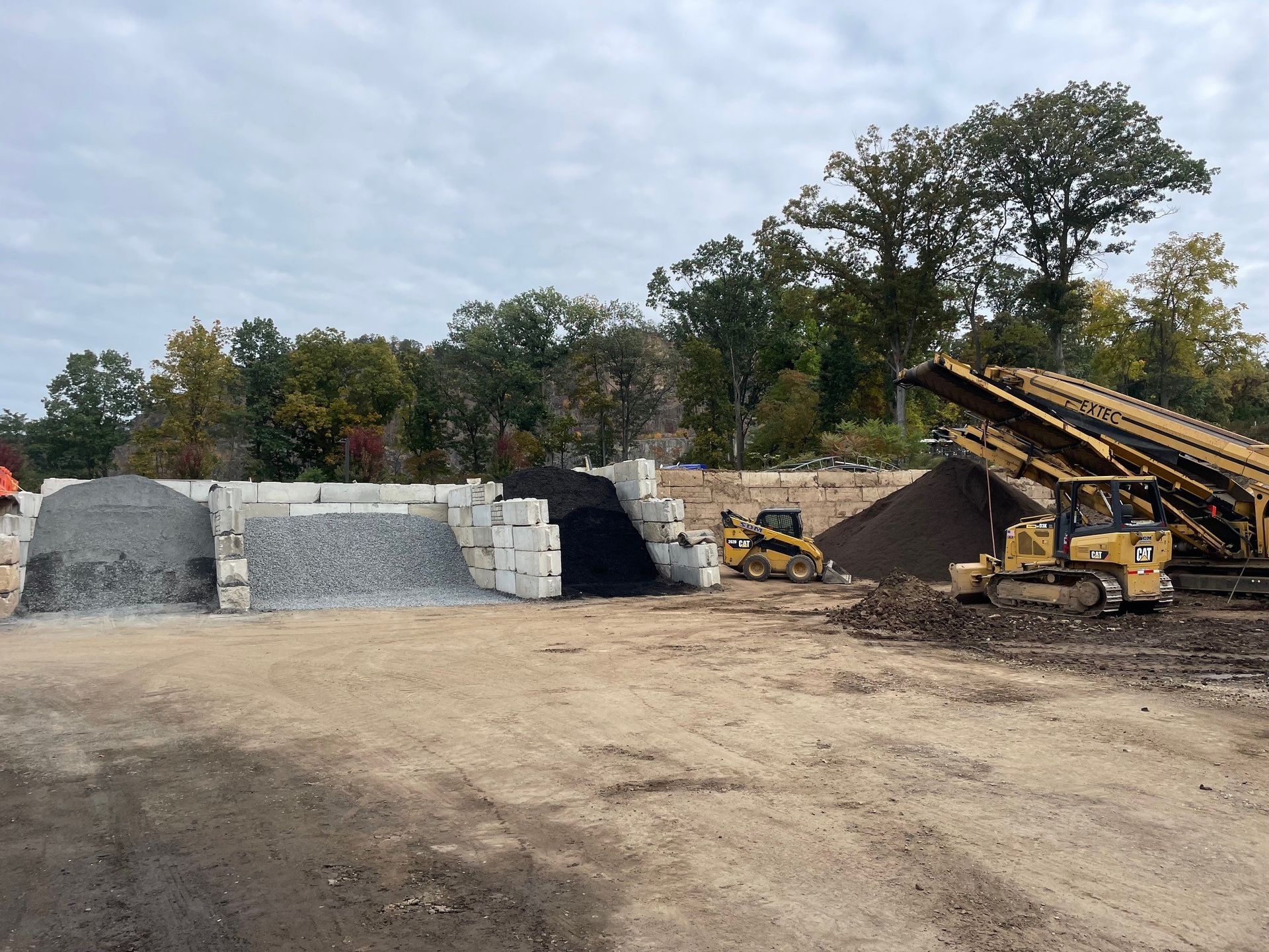 Premium Topsoil Delivery — Congers, NY — SDM Industries Inc.