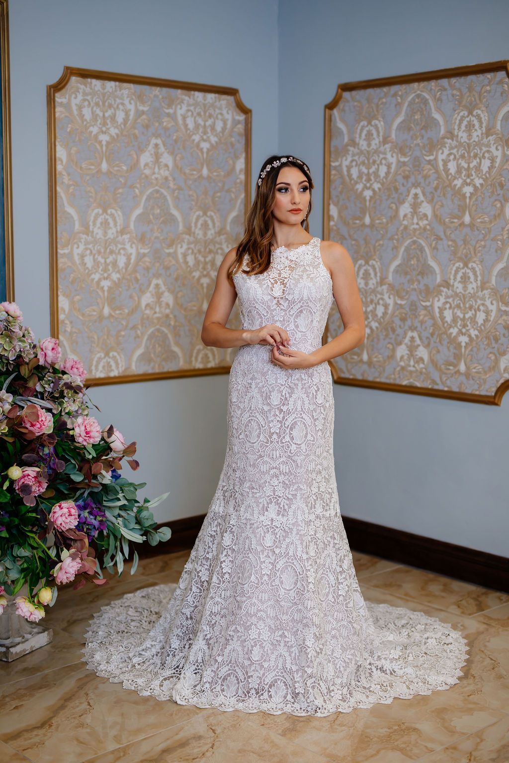 Grandiflora Bridal: A-LINE