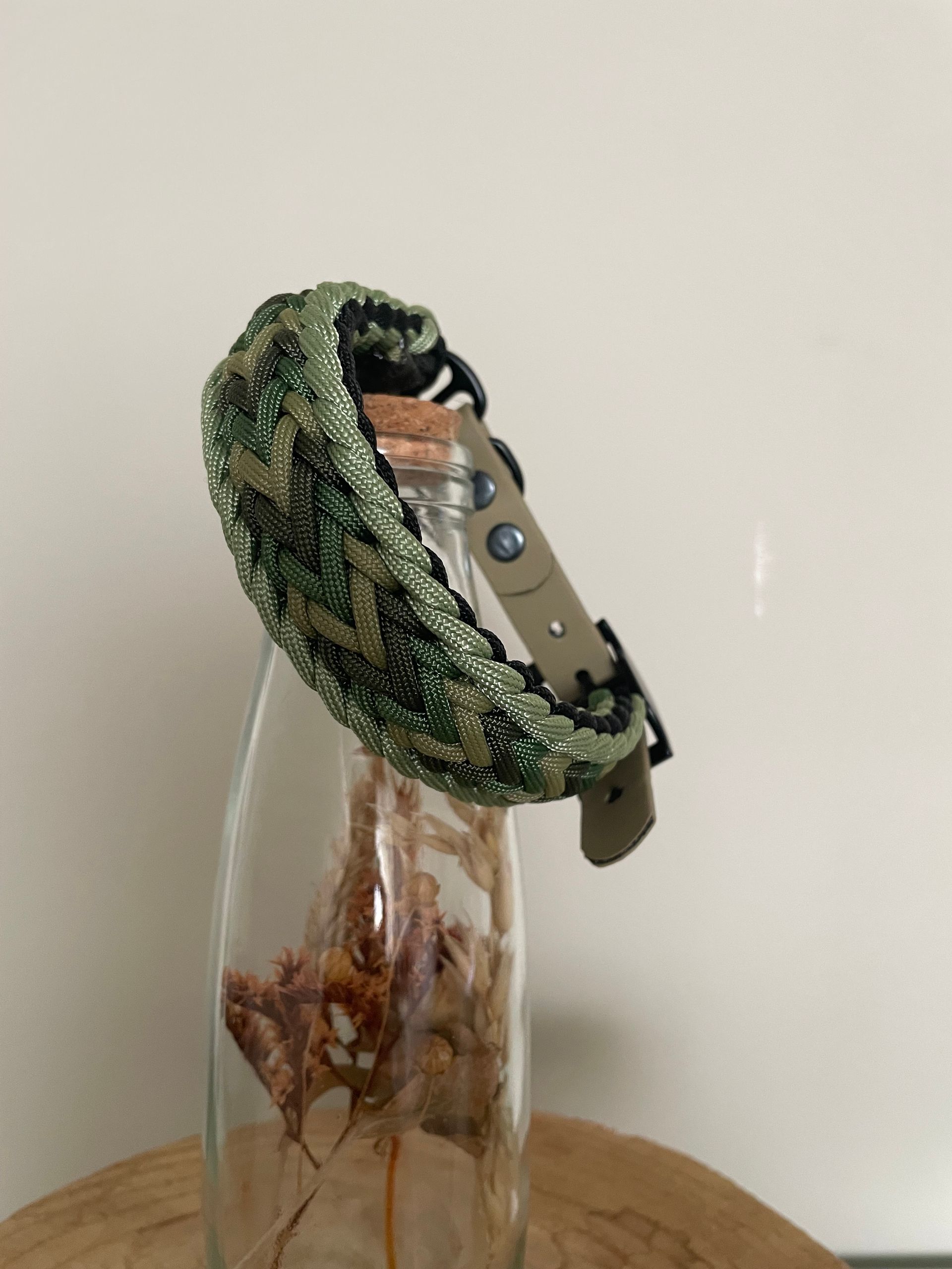 Halsband mini: Mossy Woods