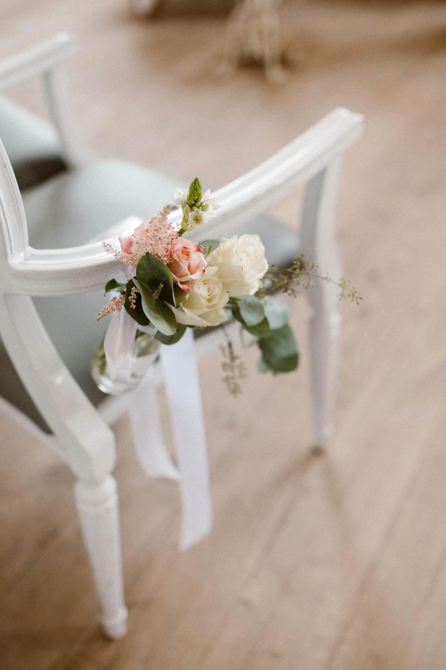 Prachtige bloemenstyling van Marlou & Bloemen 