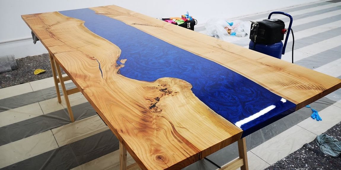 realizzazione tavoli in legno
