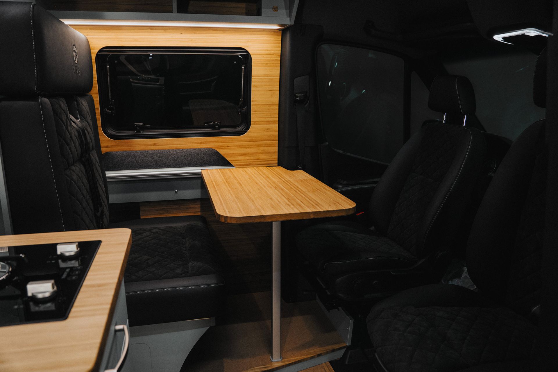 rufus-innenraum-kueche