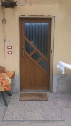 portoncini per esterni in legno e vetro