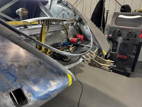 A toolbox with the word icon on it