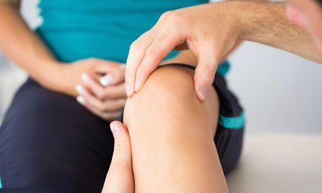 Knee injury treatments in Stretford