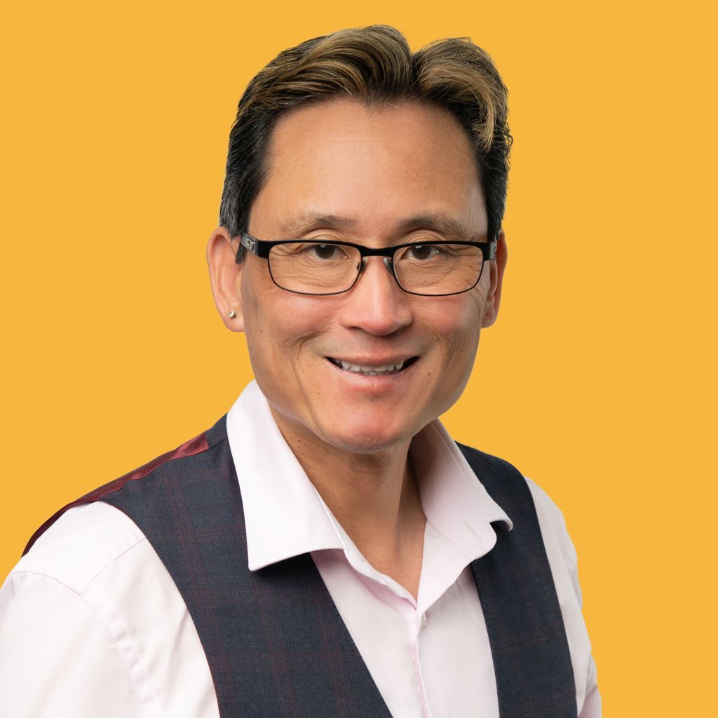 Garden Grove Headshot Photographer, Tien Vo at Art of Portraits