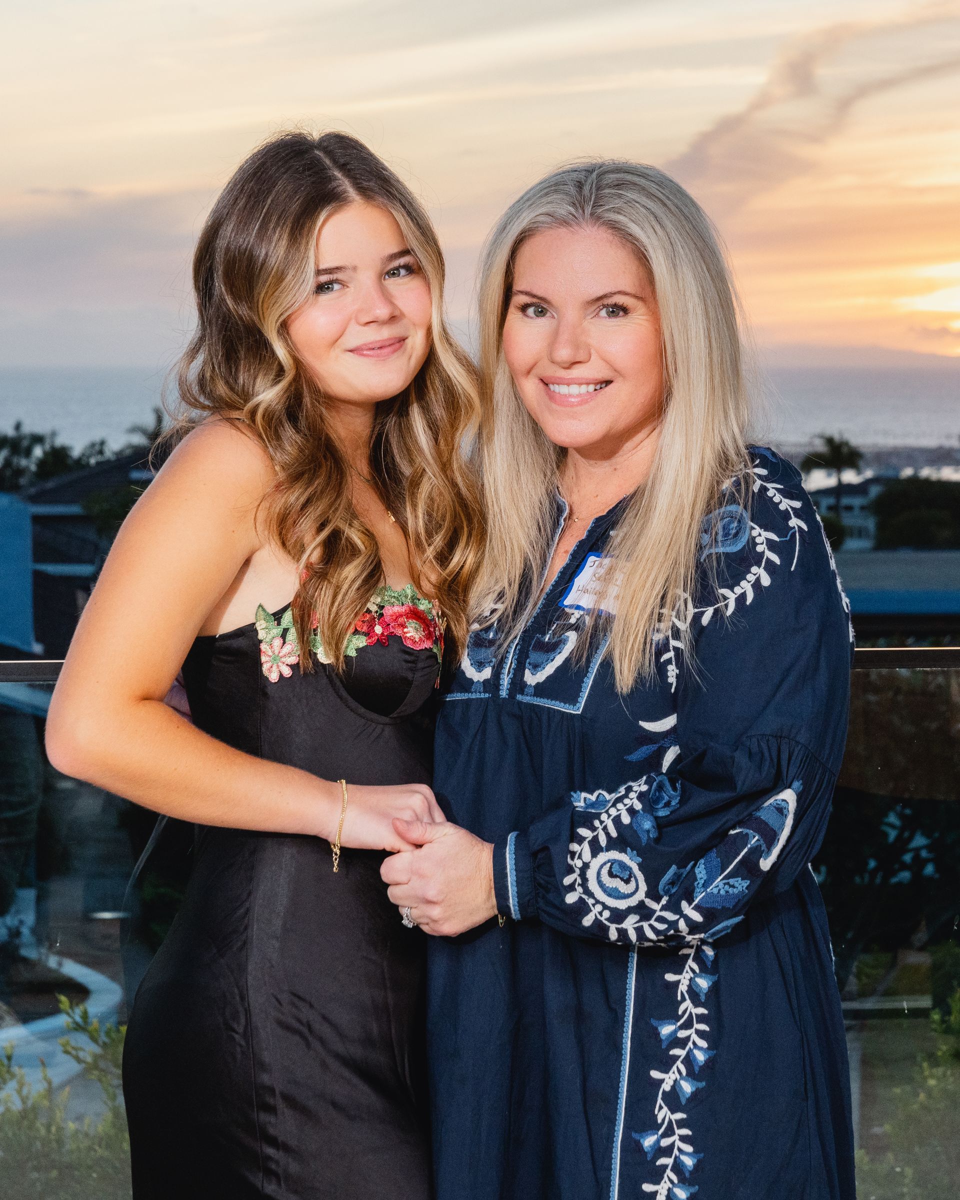 A photo of a mom and daughter.