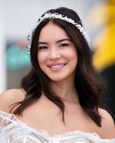 An engagement portrait of a woman.