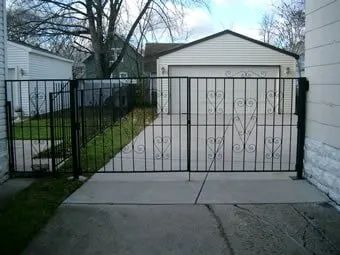 Fence & Gate 1