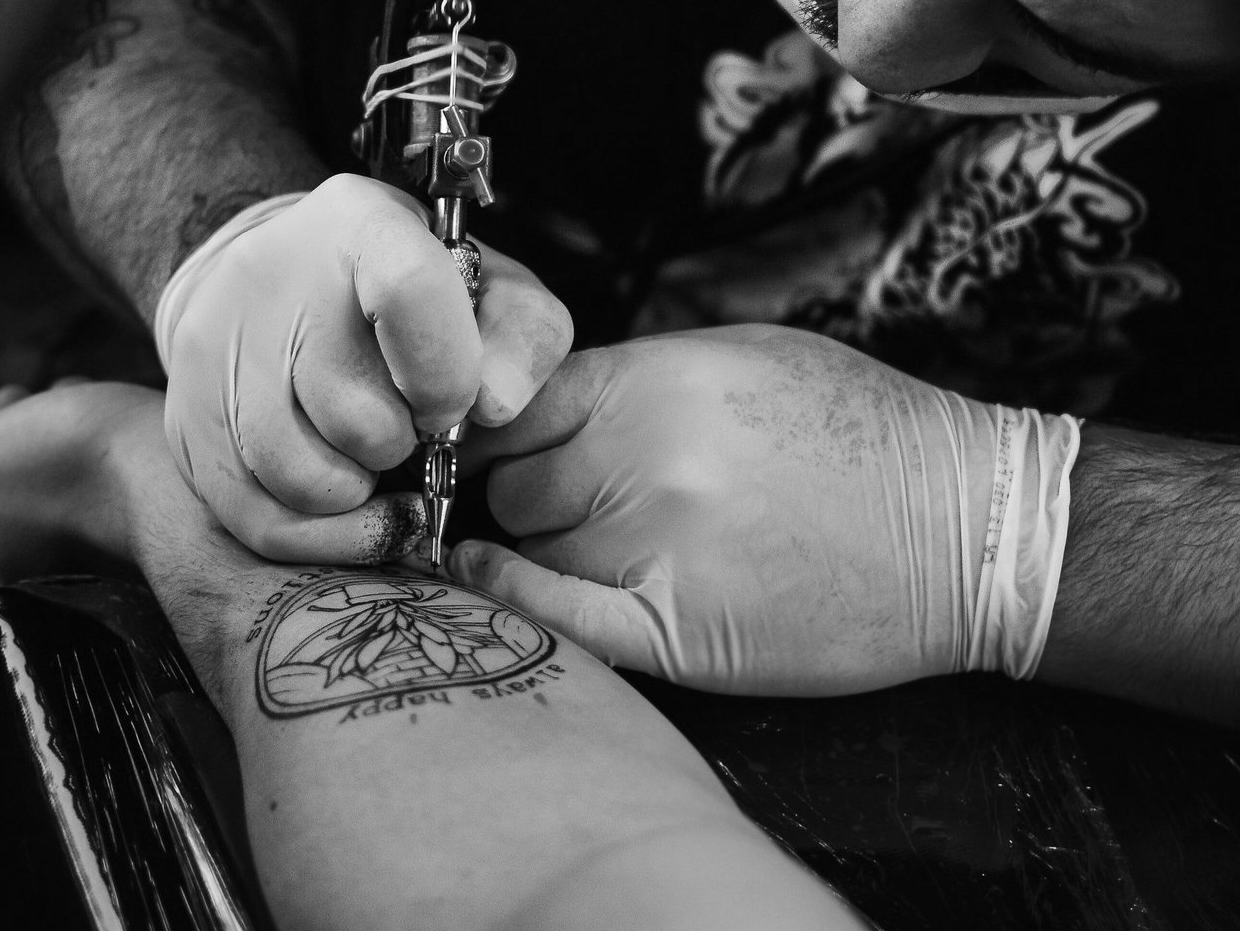 Working At A Tattoo Shop - Here's What It's Like | Tattooing 101