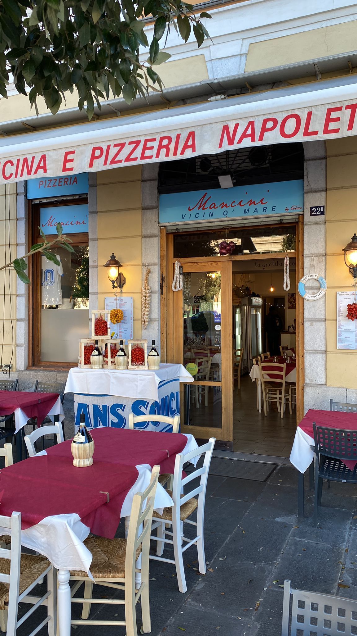 Pizzeria Mancini Vicin o’ Mare by Cacace