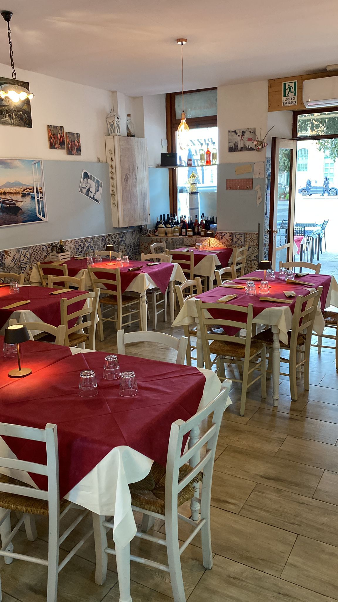 Pizzeria Mancini Vicin o’ Mare by Cacace