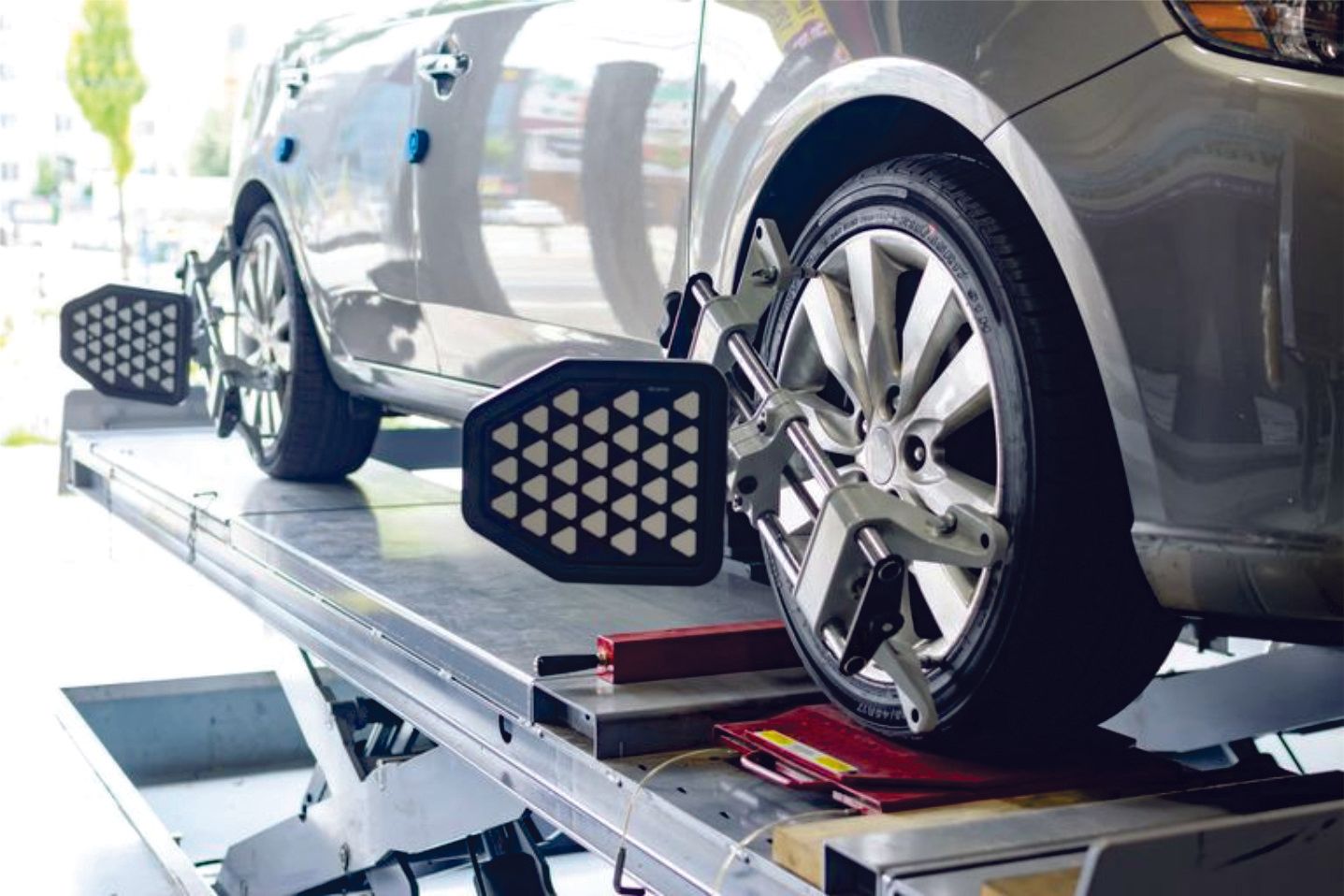 Alignment
Tires
Snow
Oil Change
inpection
AC