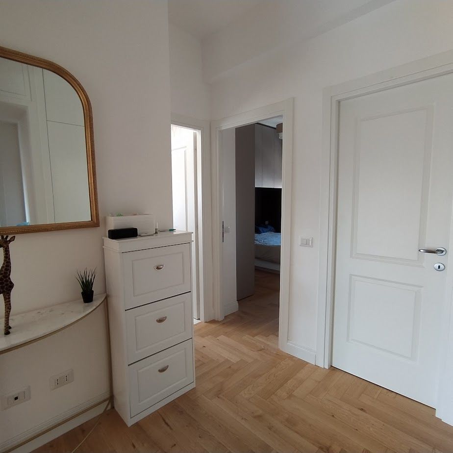 Corridorio con illuminazione a LED – appartamento zona Tuscolana