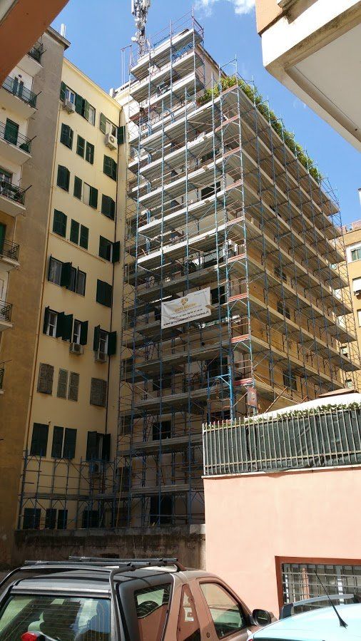 Ristrutturazione condominio a Roma con il Gruppo Menichini. Offriamo interventi completi su facciate, tetti e spazi comuni per migliorare l’aspetto e la funzionalità del tuo condominio. Rispettiamo le normative e gestiamo ogni aspetto del lavoro. Approfitta delle detrazioni fiscali per ristrutturare il tuo condominio in modo efficiente e conveniente.