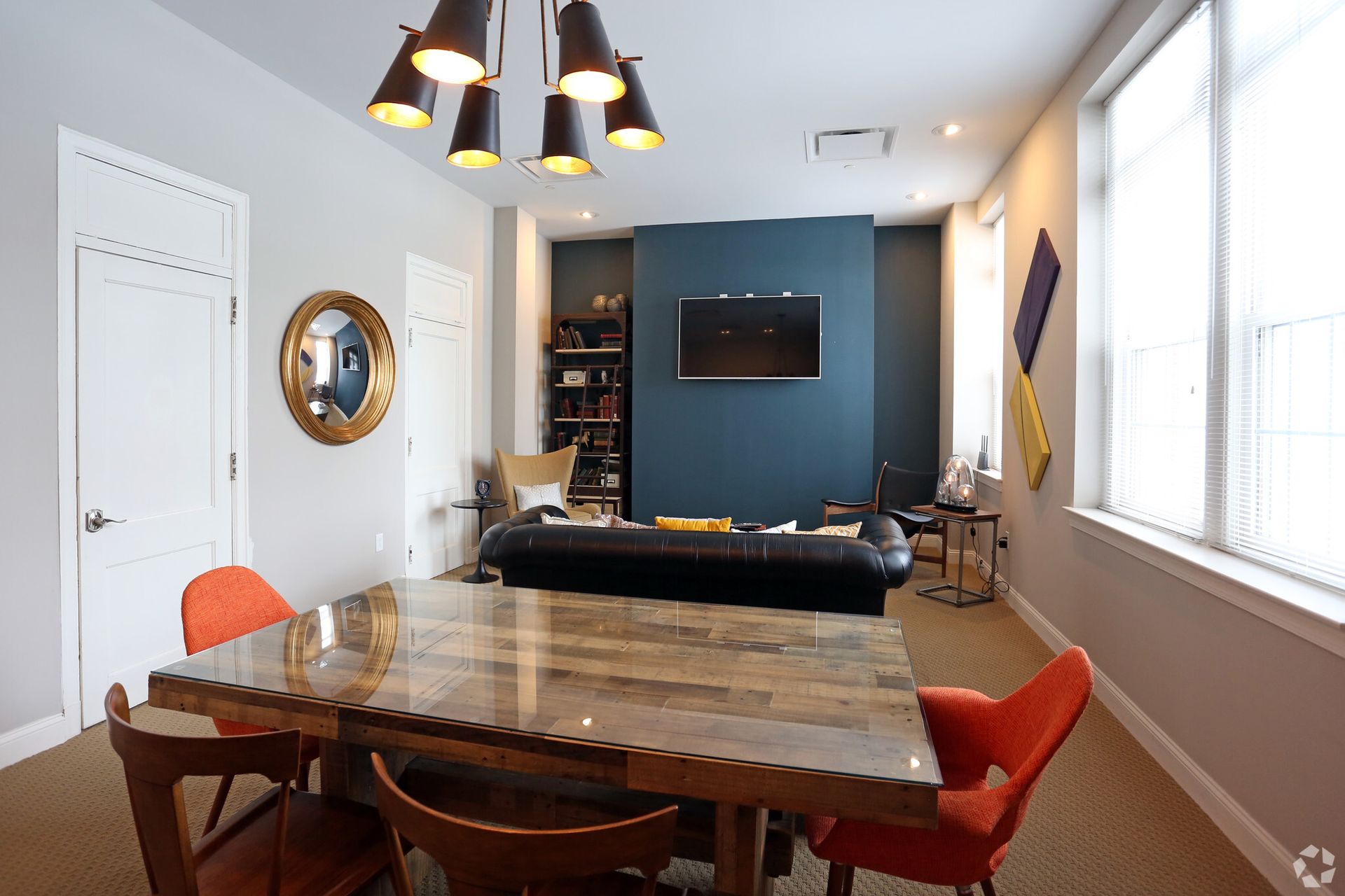 featured unit kitchen