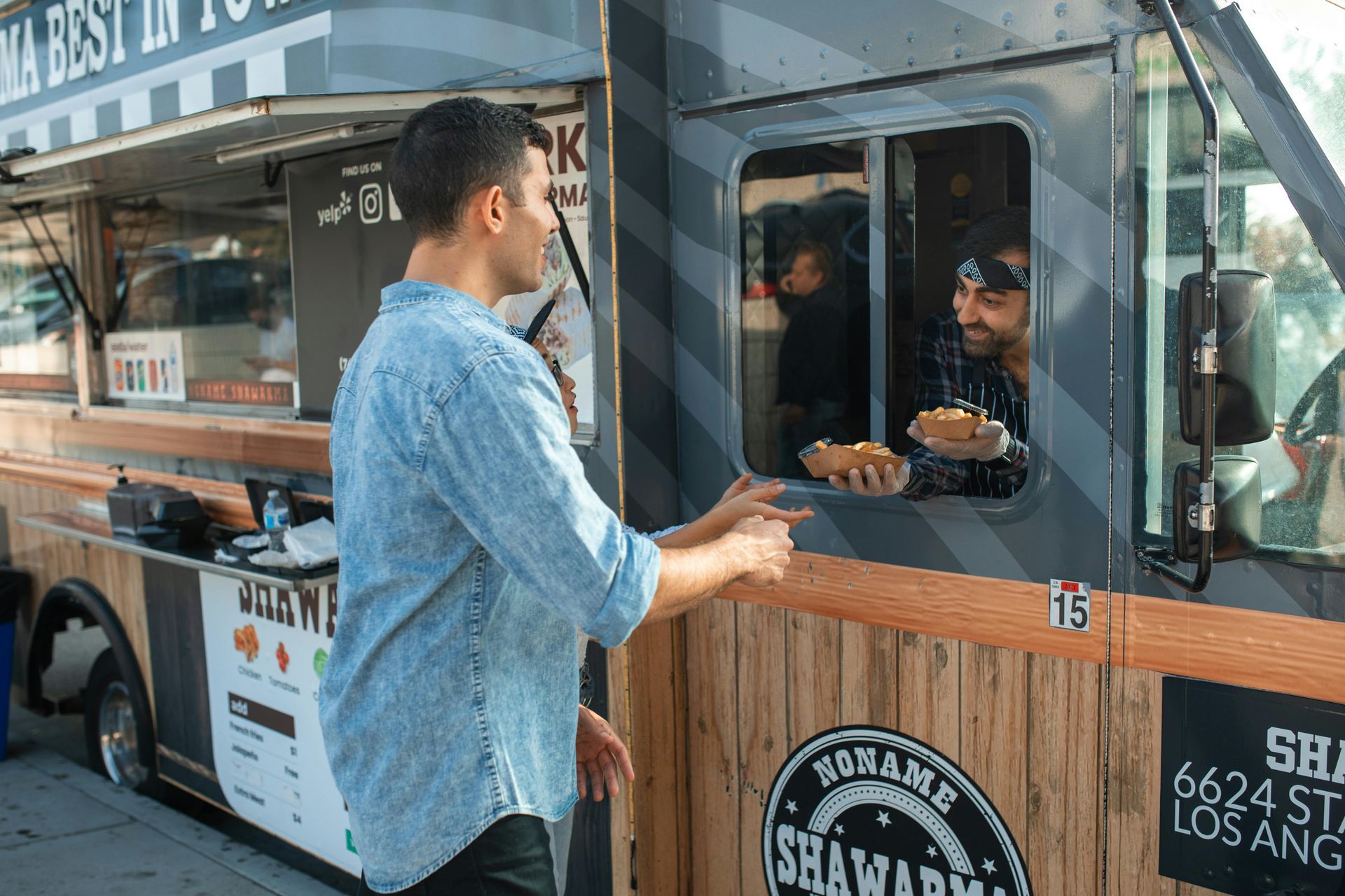 Opening a food truck business